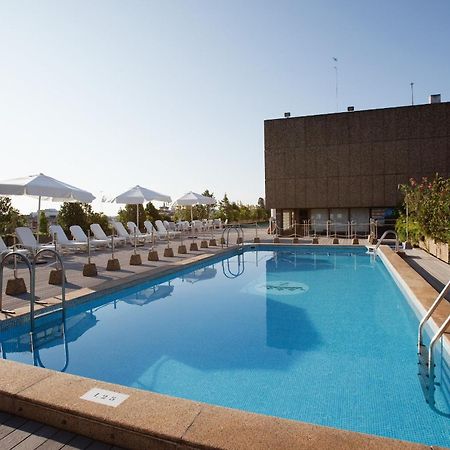 Hotel Palafox Zaragoza Létesítmények fotó Rooftop pool
